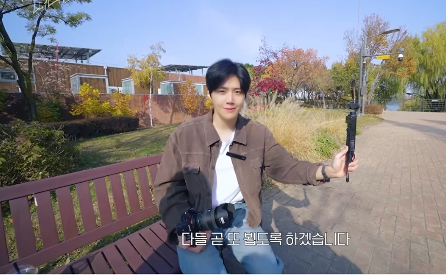 A moment captured by a fan of Kim Seonho