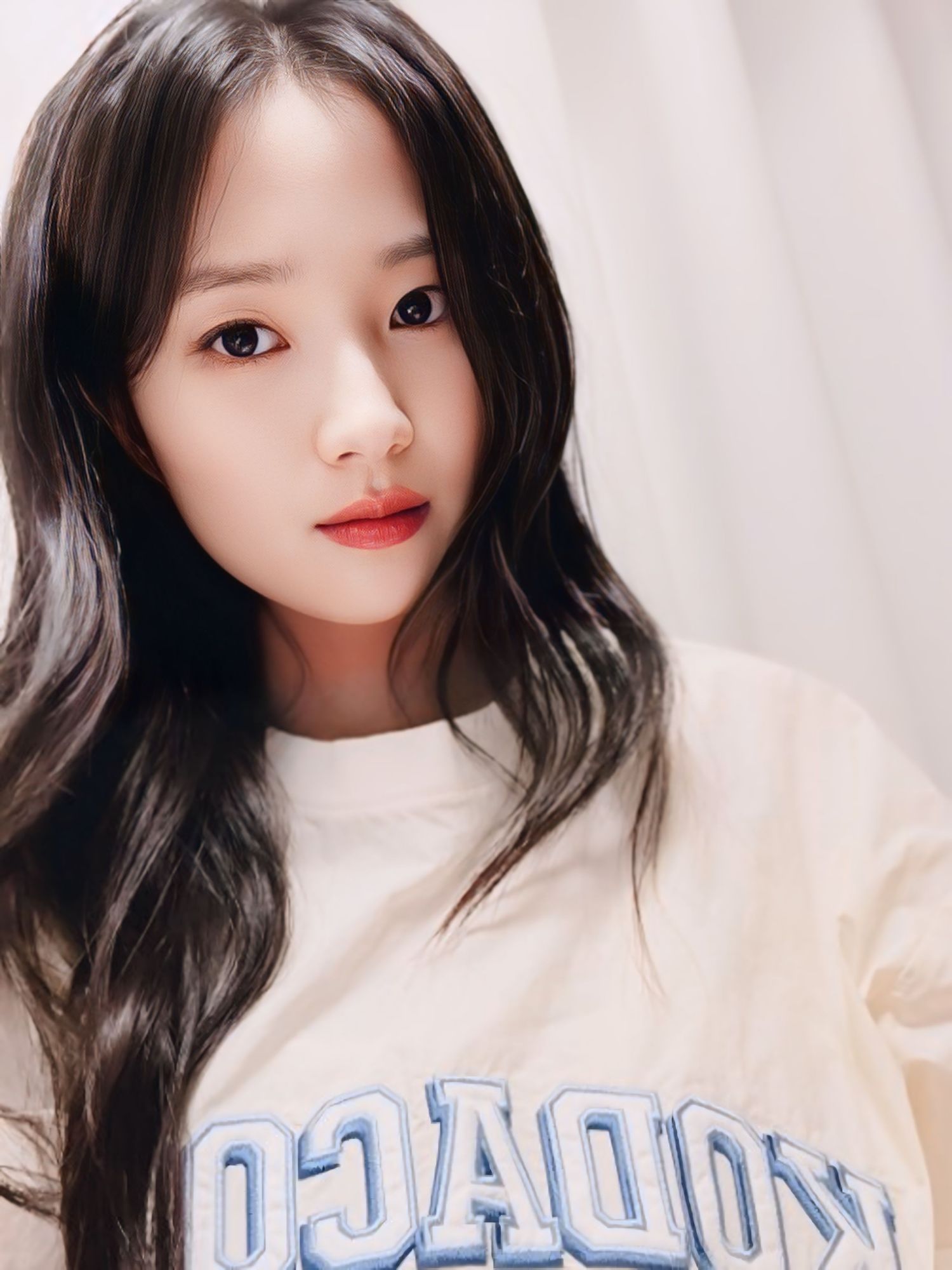 Latest photo of Kim Hyeyoon