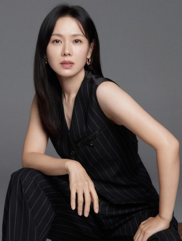 Foto terbaru dari Son Yejin