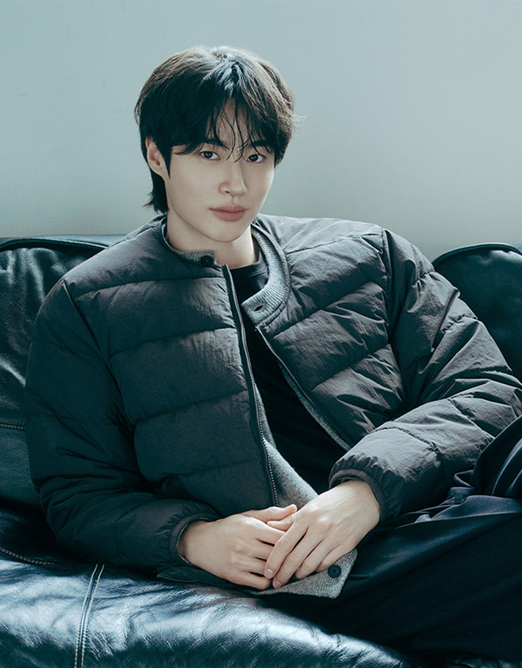 Recent activity shot of Byeon Wooseok