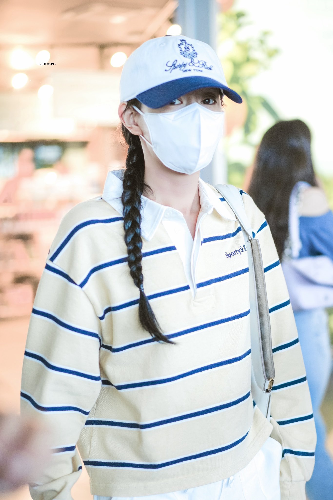 Recent activity shot of Kim Jiwon
