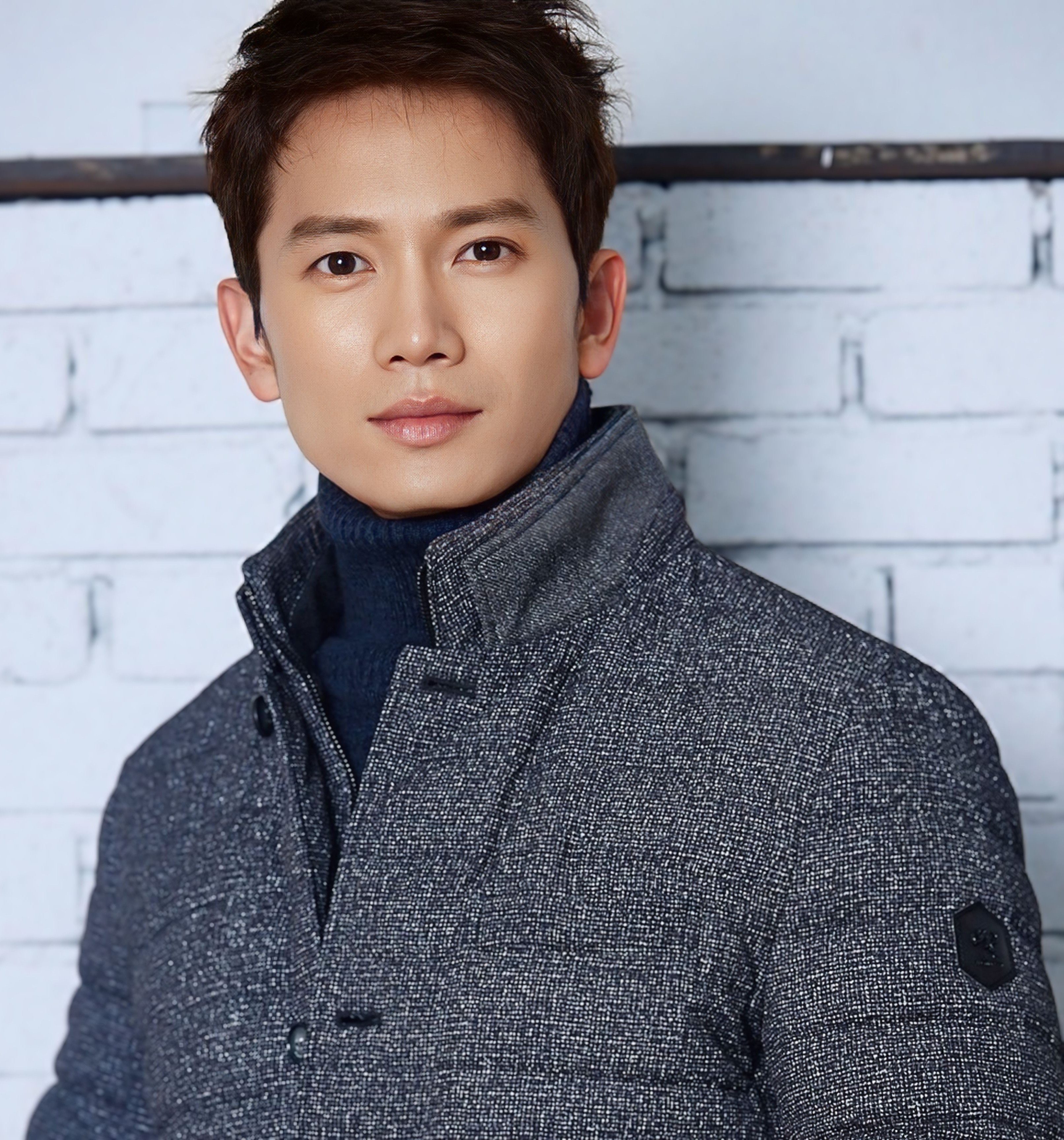 Recent activity shot of Ji Sung