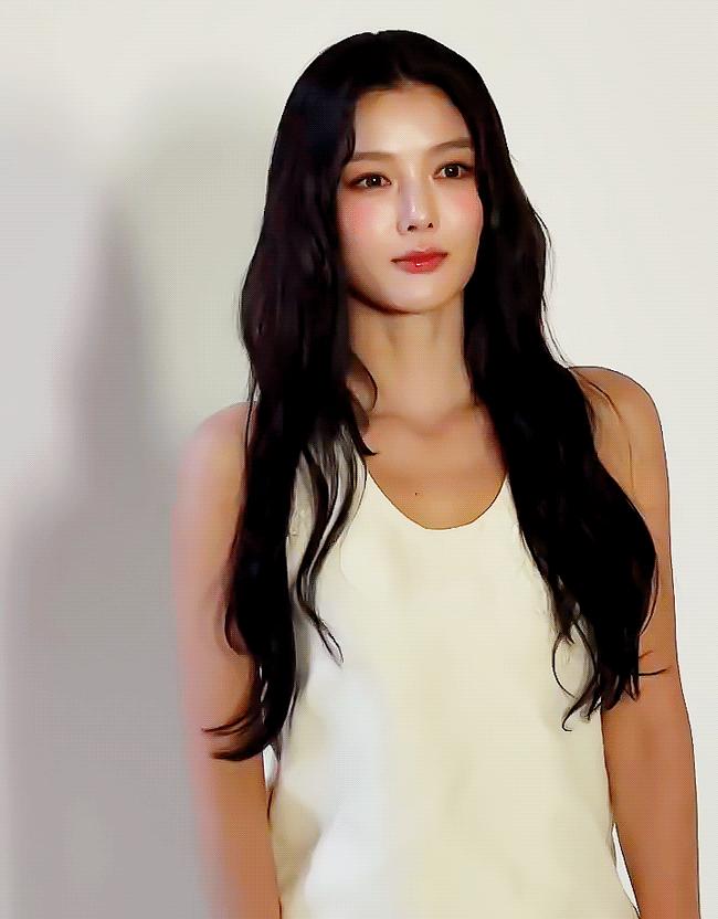 Recent activity shot of Kim Youjung