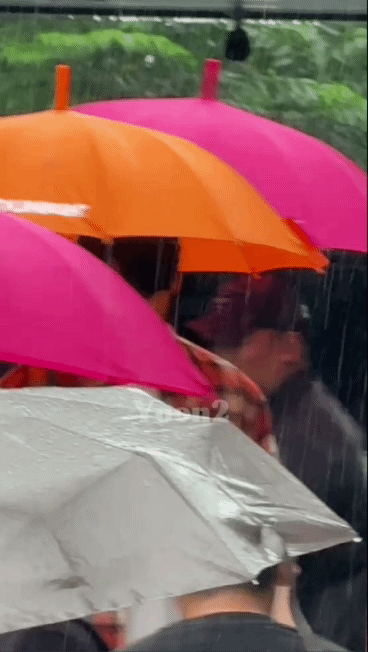 A moment captured by a fan of Byeon Wooseok
