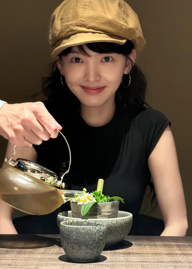 Latest photo of Zhang Ruonan