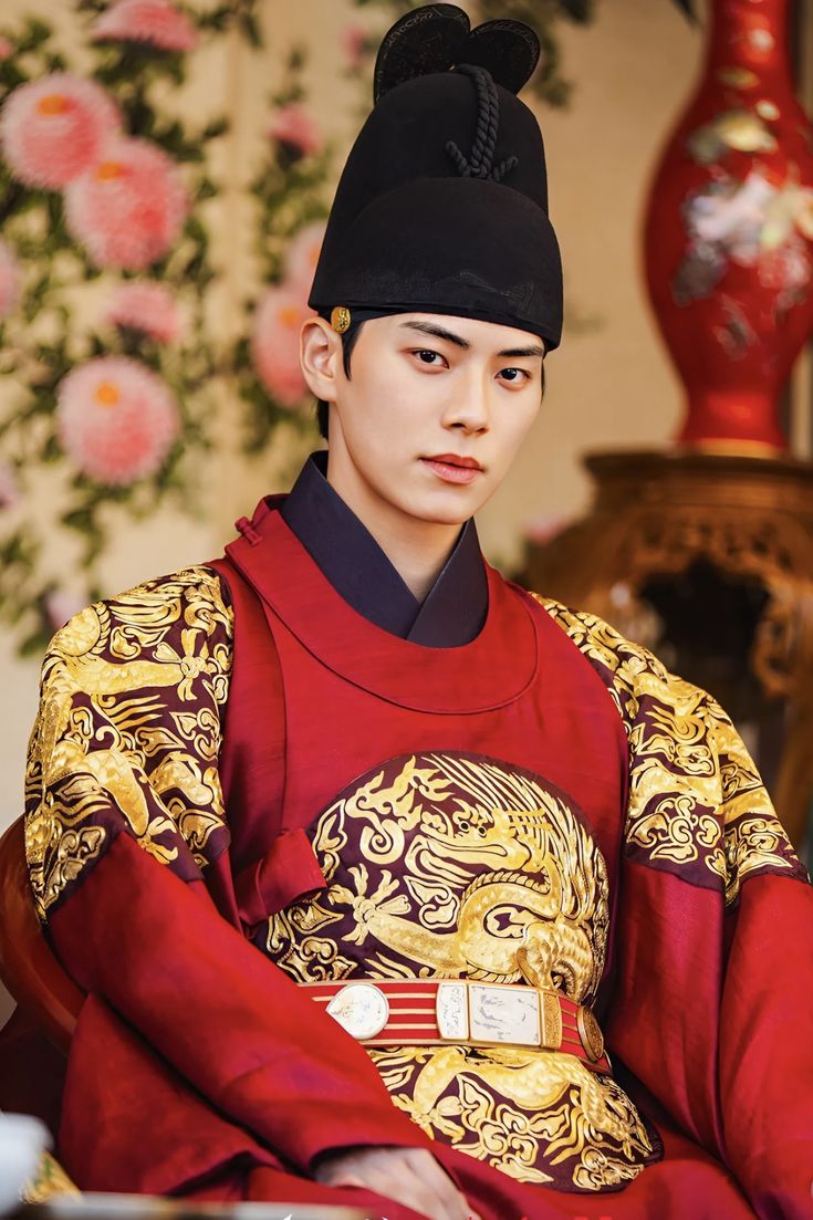 Latest photo of Lee Chaemin