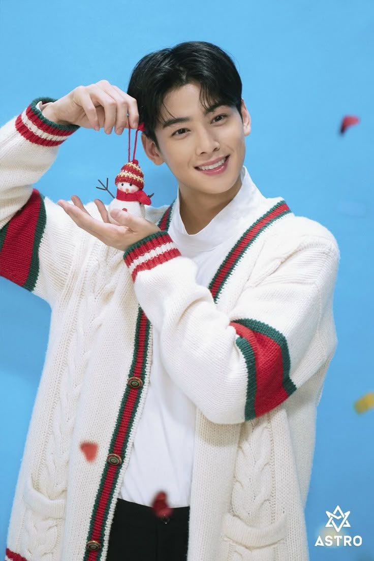 Recent activity shot of Cha Eunwoo