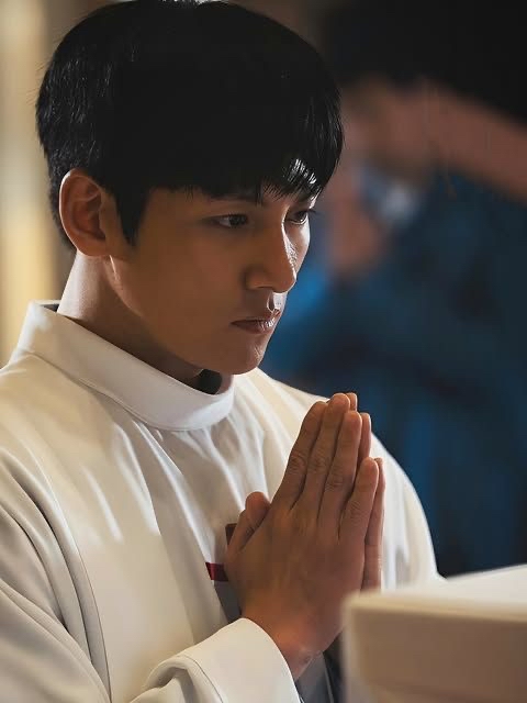 チ・チャンウクの最近の活動ショット