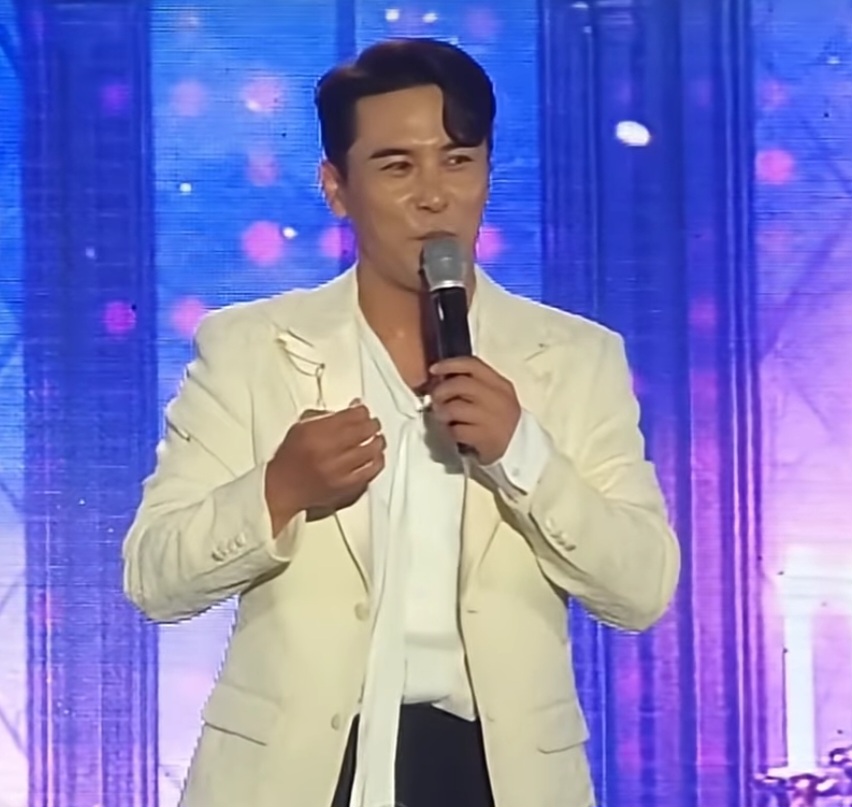 Behind-the-scenes cut of Jang Minho
