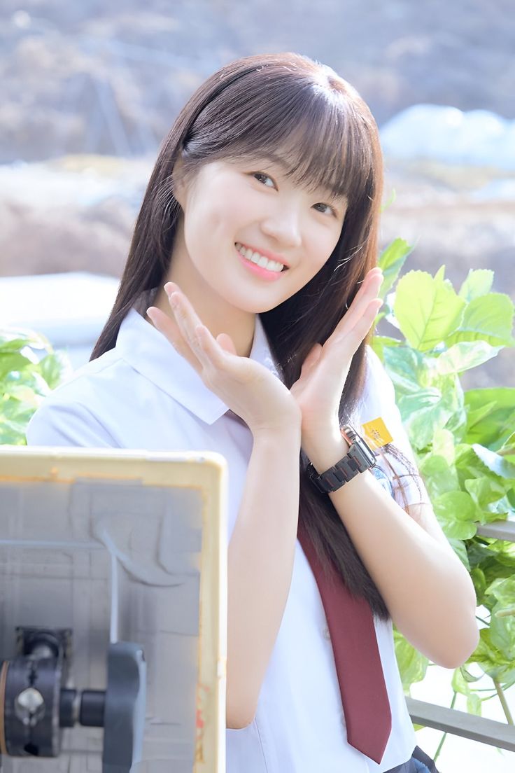 Recent activity shot of Kim Hyeyoon