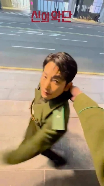 Emotional wallpaper shared by fans for Park Sihoo