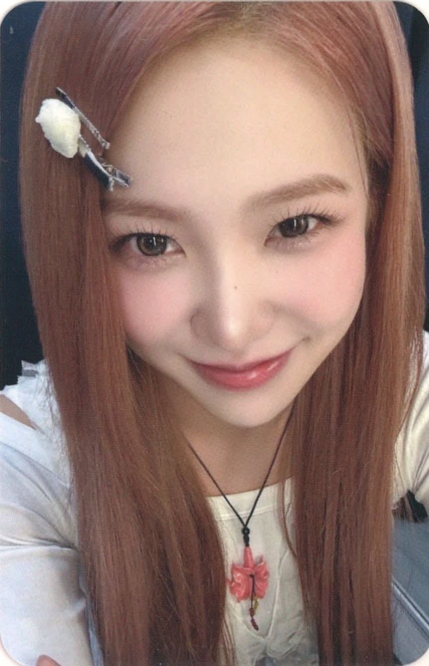 Recent activity shot of Yeri (1999)