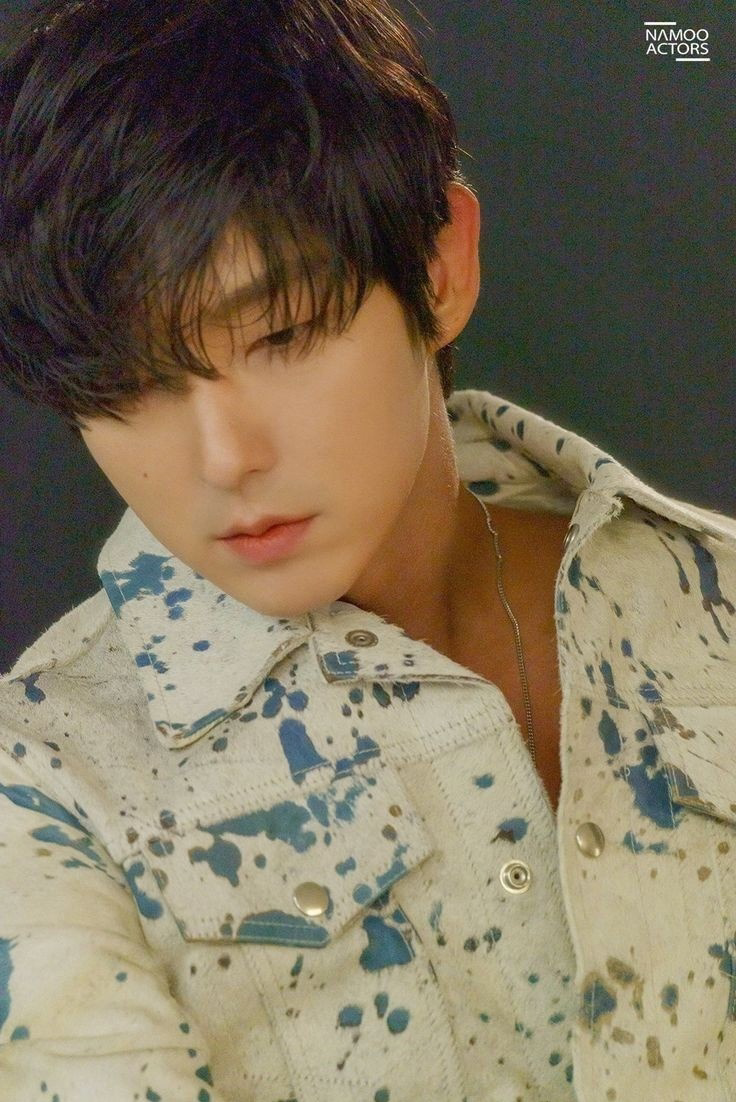 Recent activity shot of Lee Joongi