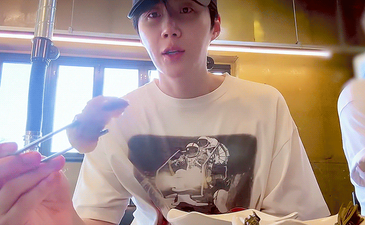 Latest photo of Kim Seonho