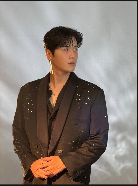 Foto kegiatan terbaru dari Kim Seonho