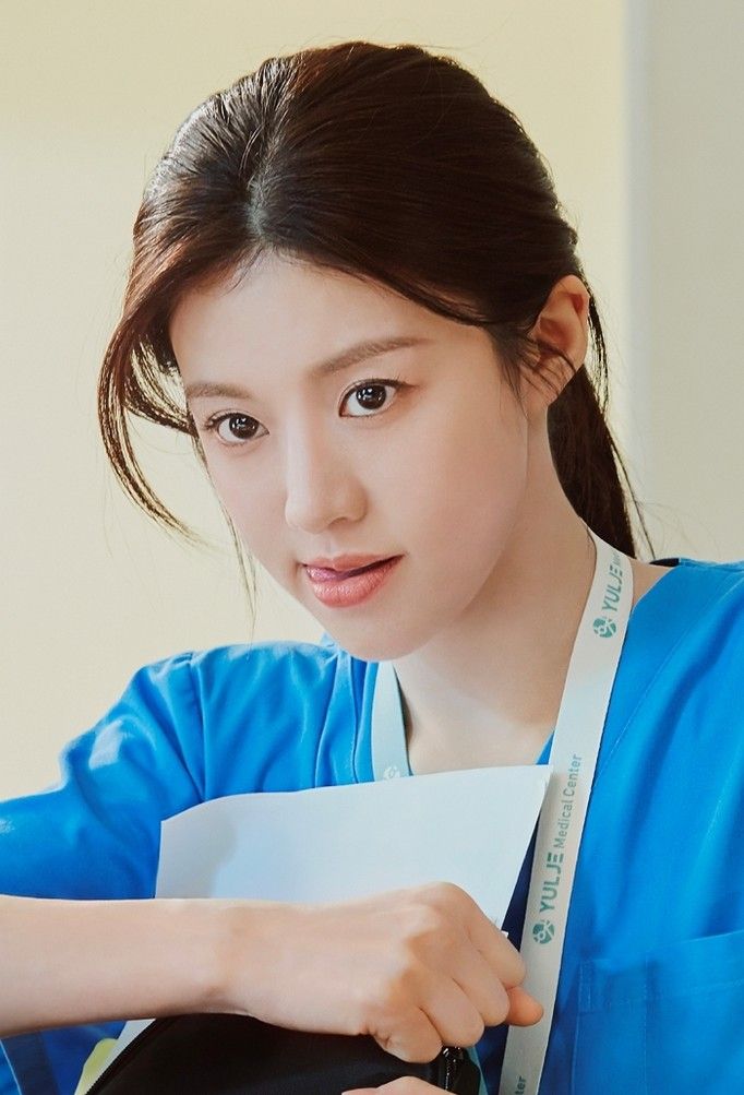 A moment captured by a fan of Go Younjung