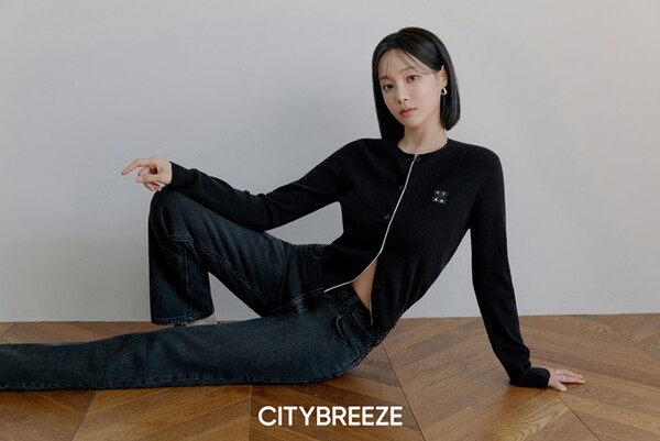 A moment captured by a fan of Yeonwoo