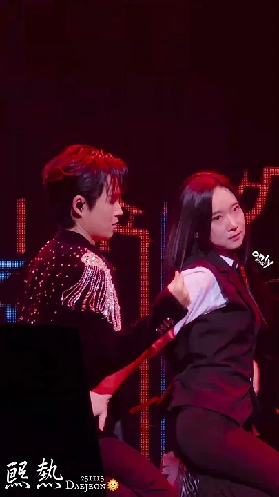 Kim Heejae background image recommended by Choeaedol Celeb fandom