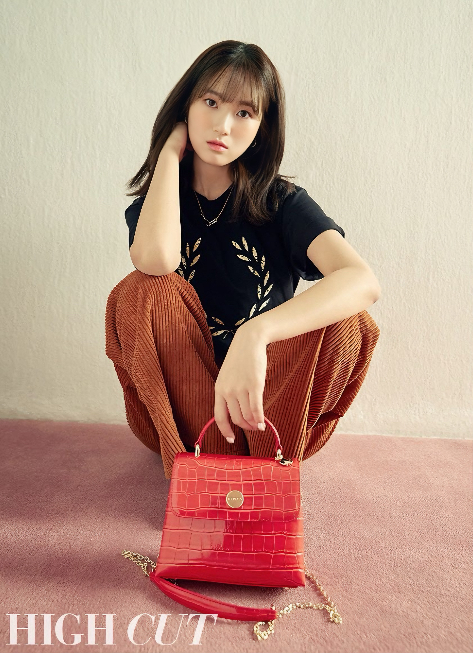 Latest photo of Kim Hyeyoon