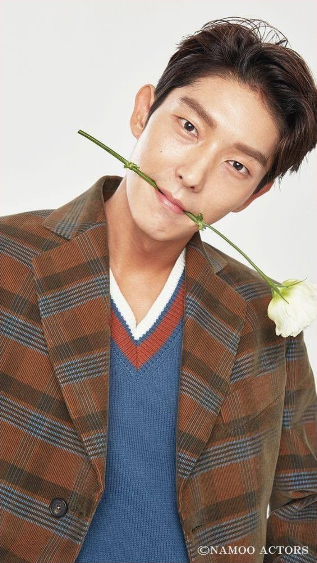 A moment captured by a fan of Lee Joongi