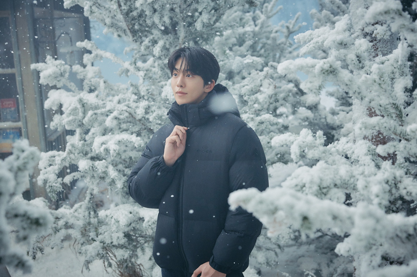 Behind-the-scenes cut of Nam Joohyuk