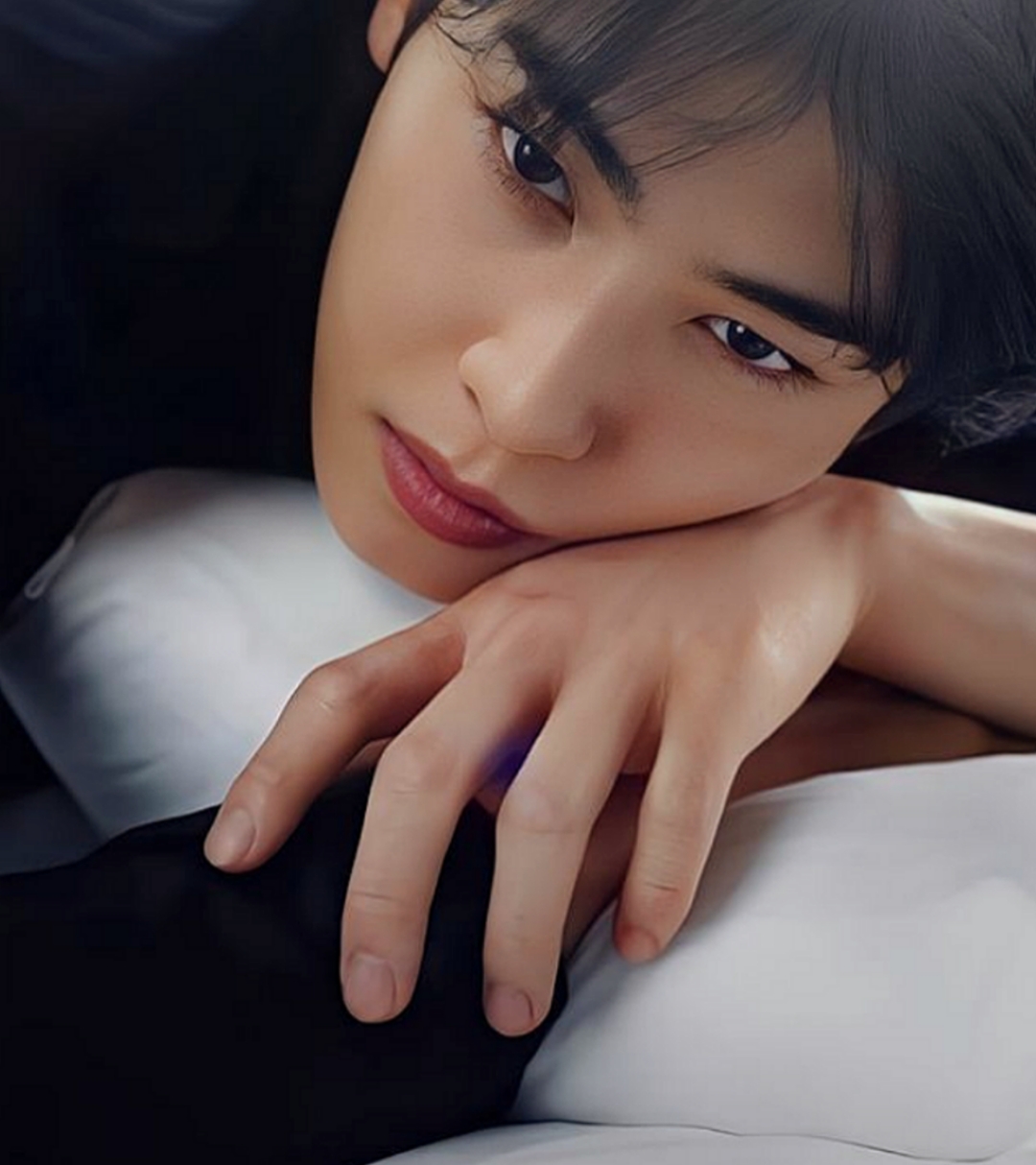 Recent activity shot of Cha Eunwoo