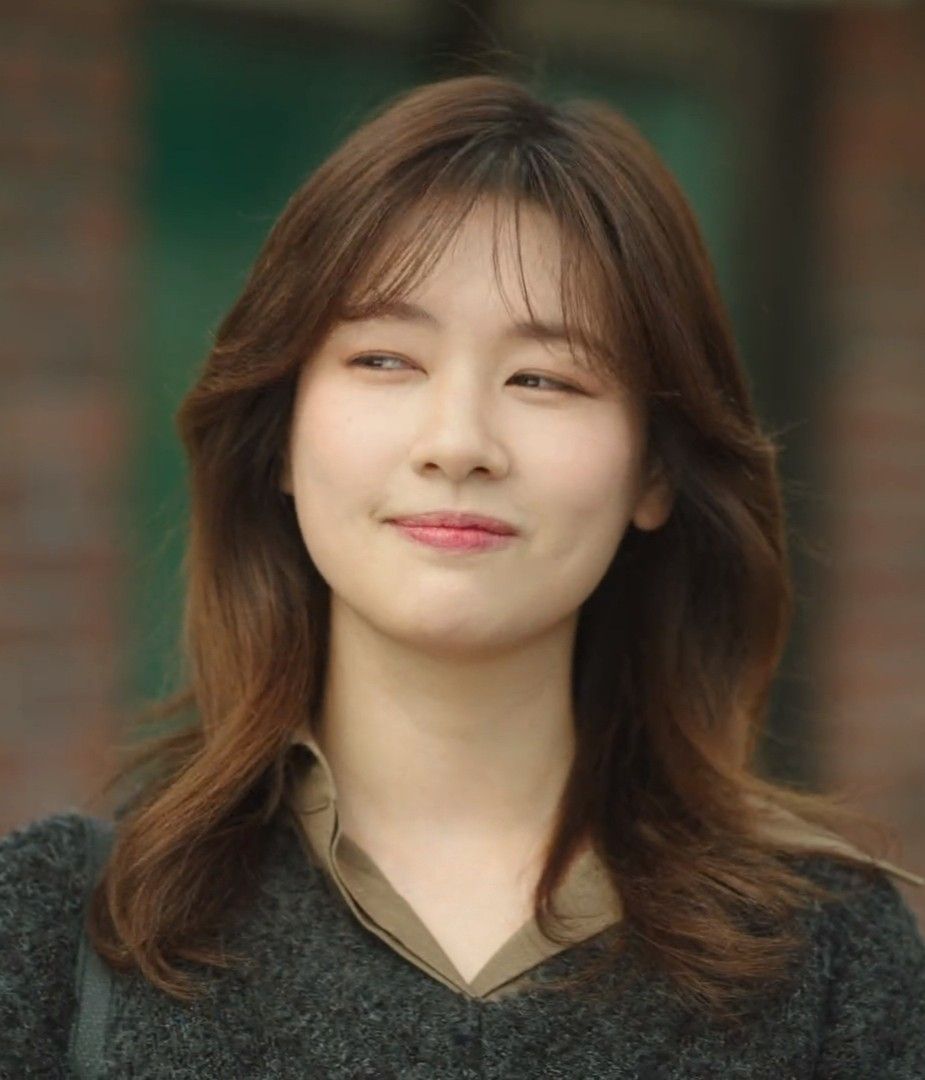 Recent activity shot of Jung Somin