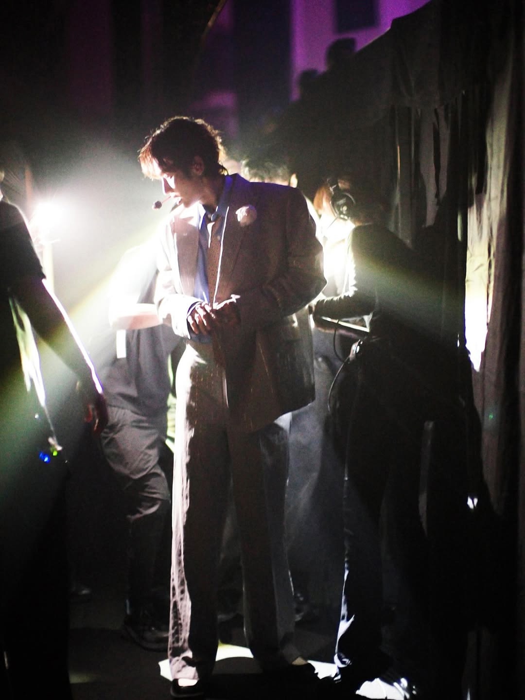 Behind-the-scenes cut of Lee Joongi