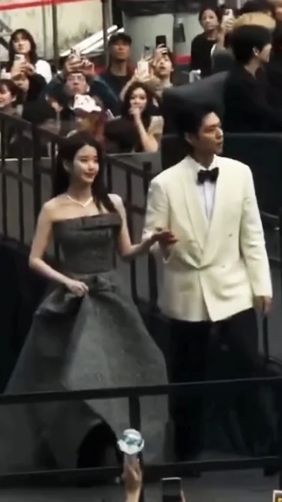 Today's popular wallpaper in Park Bogum community