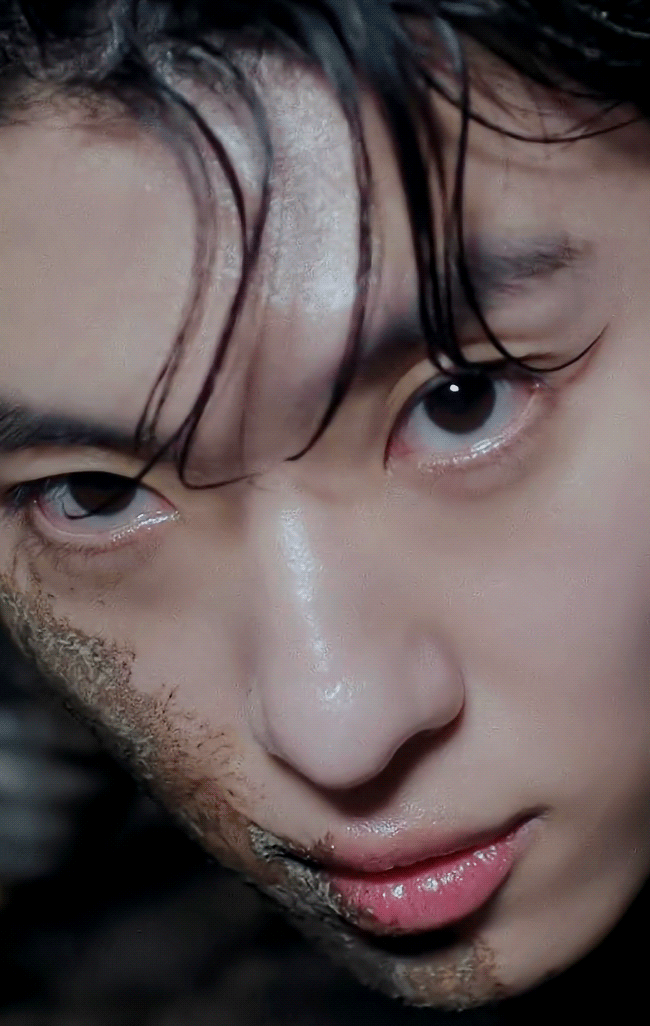 Behind-the-scenes cut of Dex