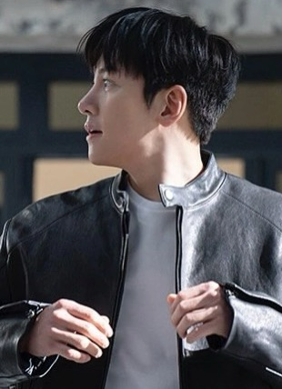 Latest photo of Ji Changwook