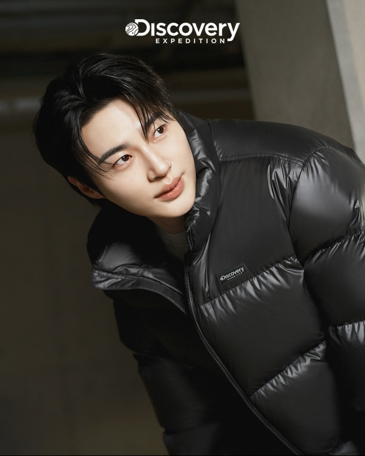 Behind-the-scenes cut of Byeon Wooseok