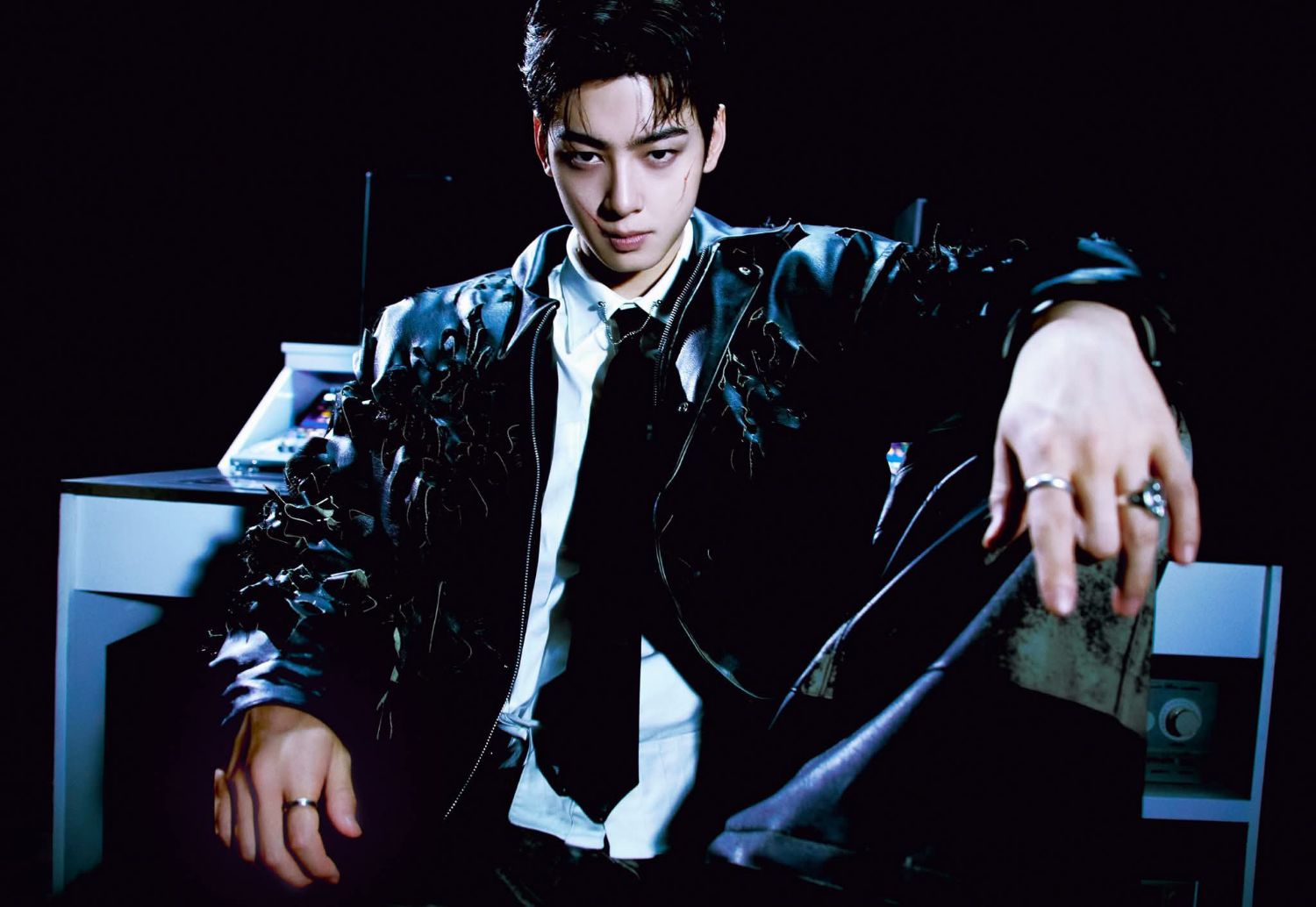 Recent activity shot of Cha Eunwoo