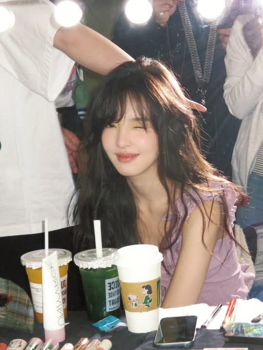 Latest photo of Zhang Ruonan