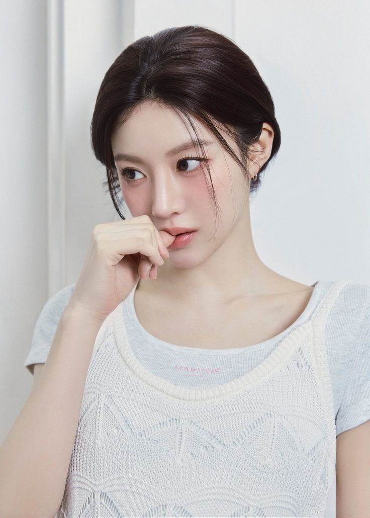 Latest photo of Go Younjung