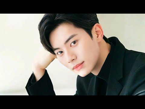 Behind-the-scenes cut of Lee Chaemin