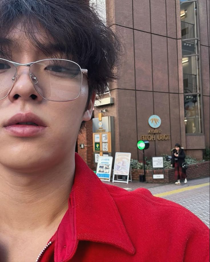 Recent activity shot of Choi Hyunwook