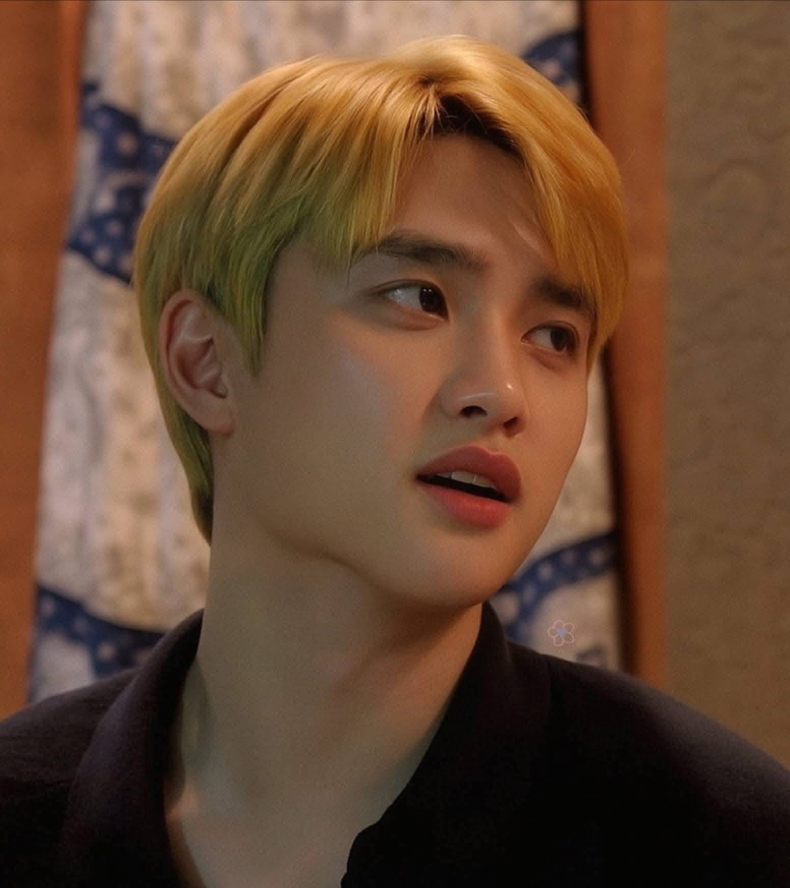 Recent activity shot of Doh Kyungsoo (D.O.)