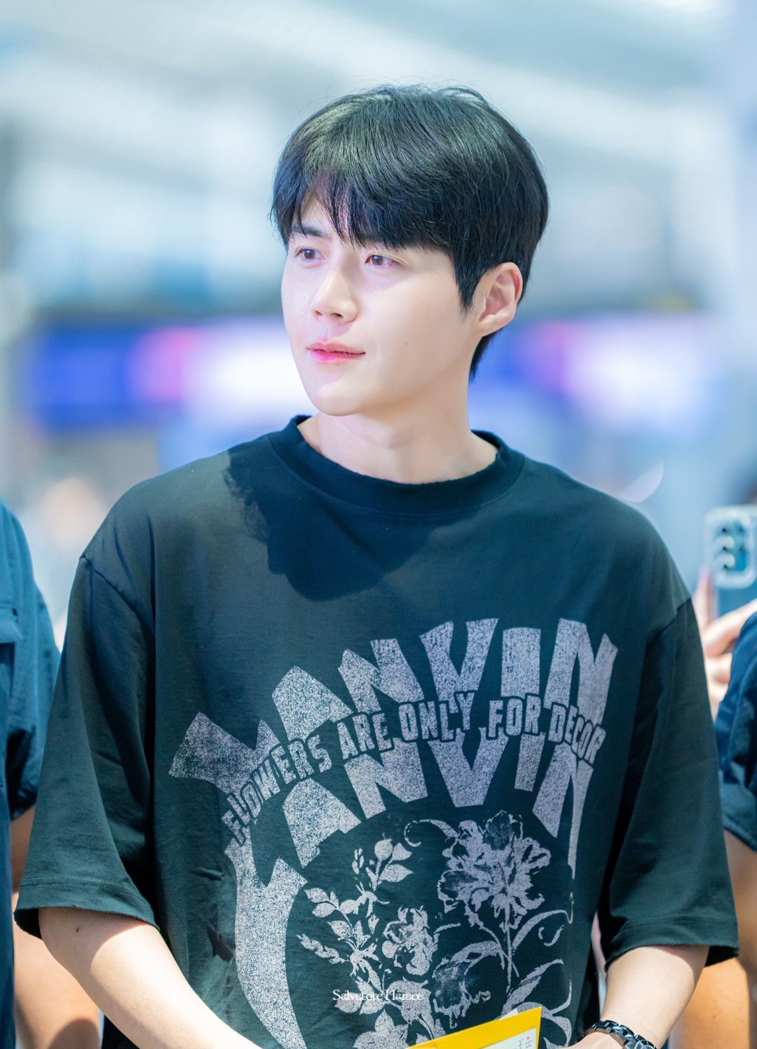 A moment captured by a fan of Kim Seonho
