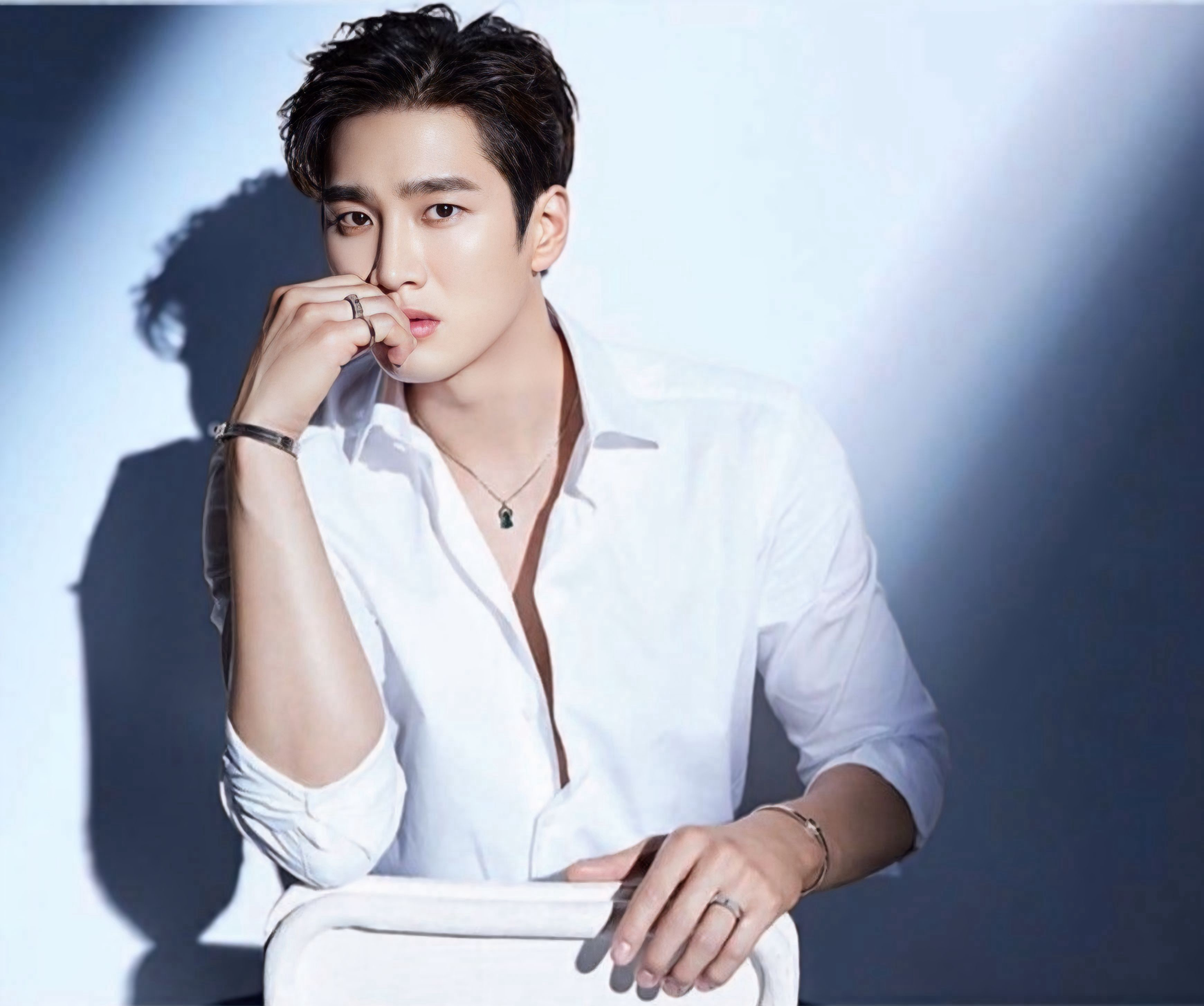 Behind-the-scenes cut of Ahn Bohyun