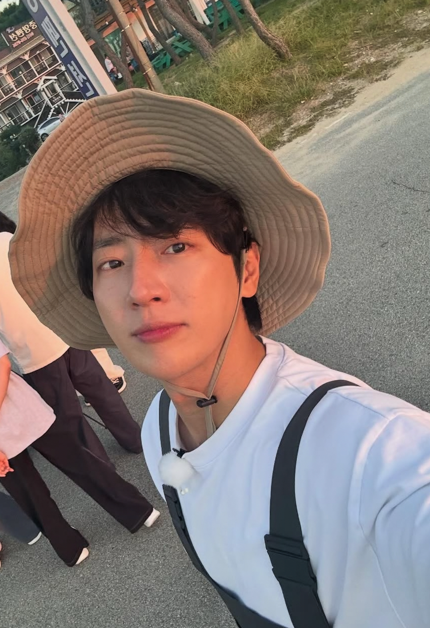 Recent activity shot of Lee Sangyeob