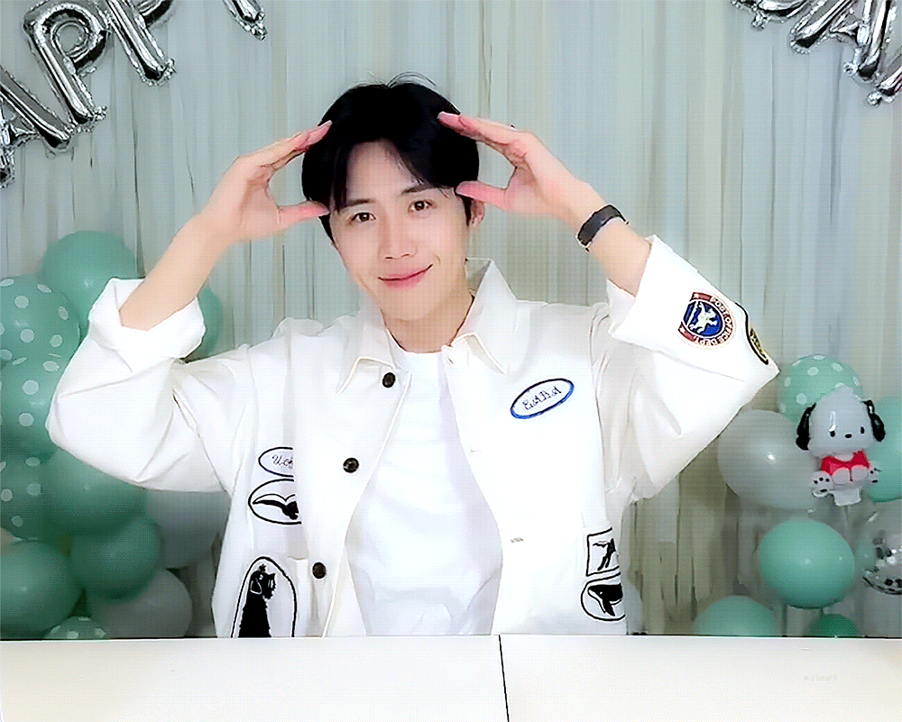 A moment captured by a fan of Kim Seonho