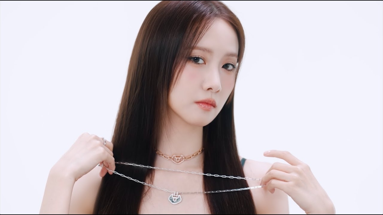 Latest photo of Yoona