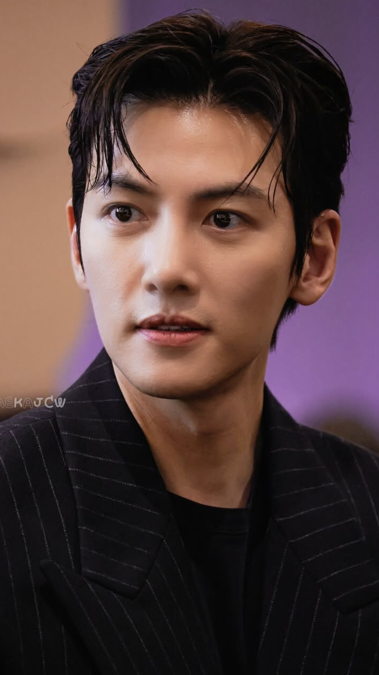 池昌旭的最新照片