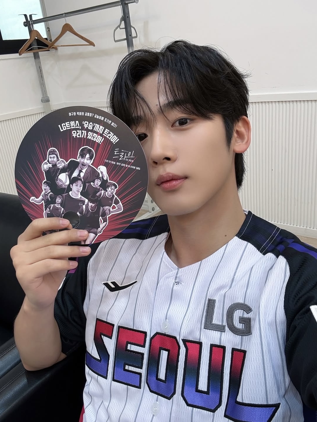 Behind-the-scenes cut of Kim Yohan