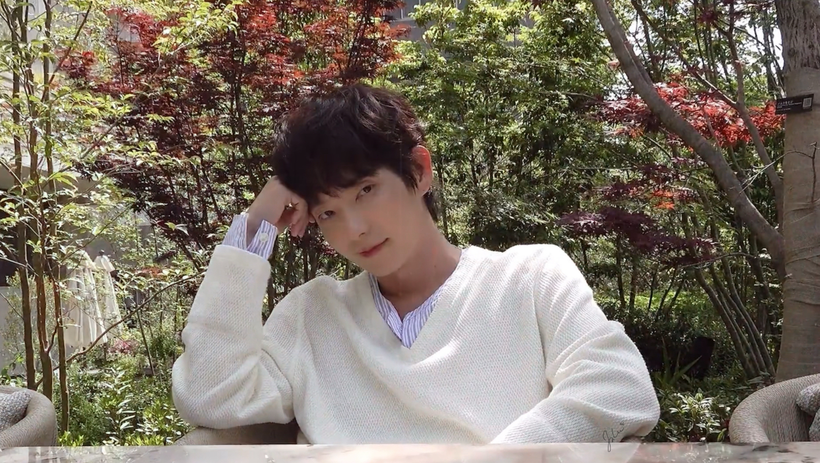 Latest photo of Lee Joongi