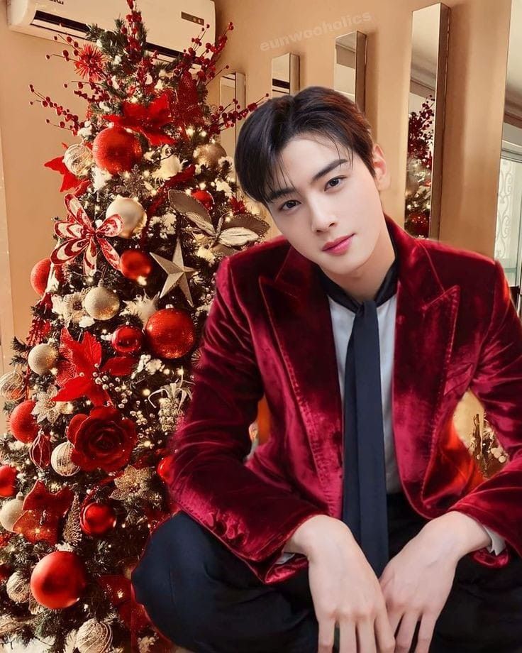 Latest photo of Cha Eunwoo