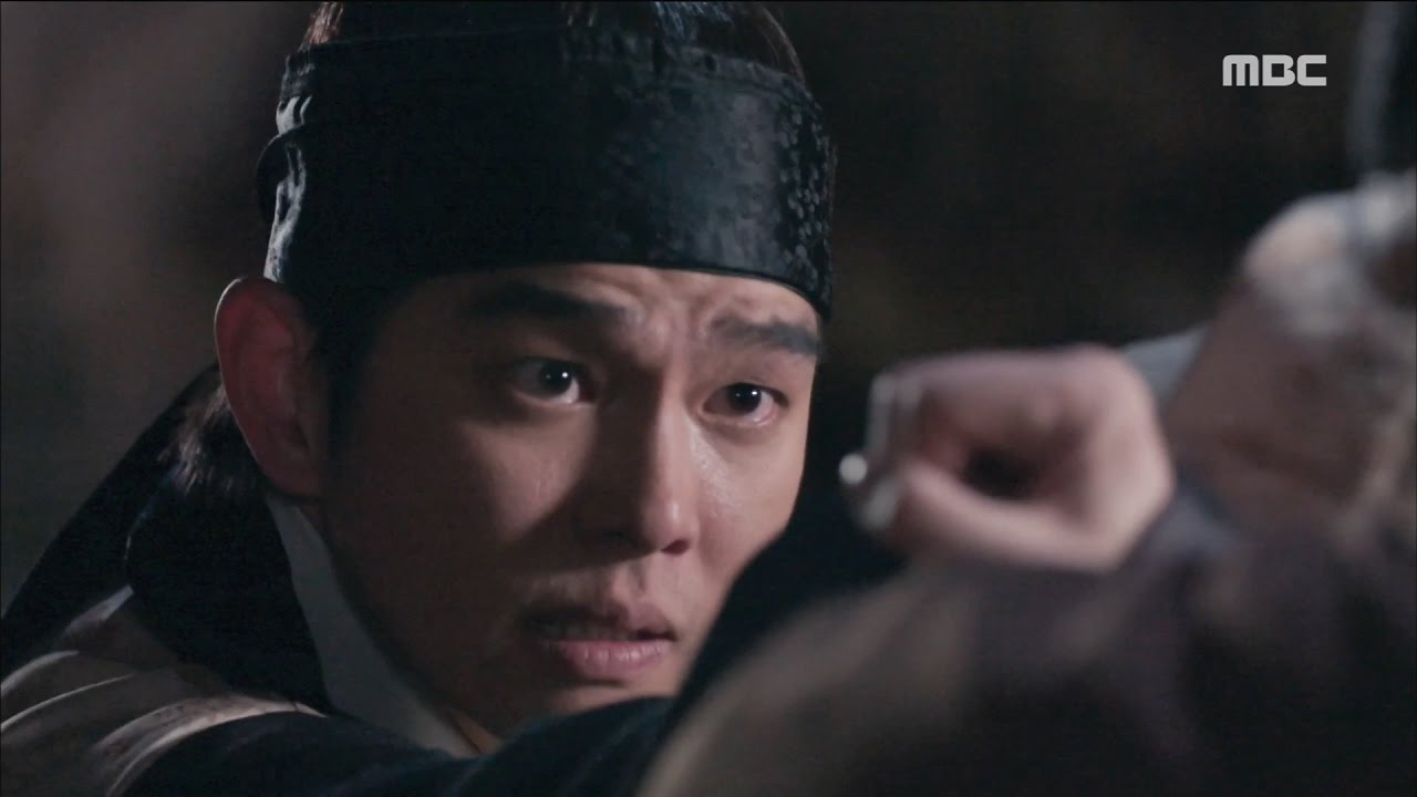 Behind-the-scenes cut of Yoon Kyunsang