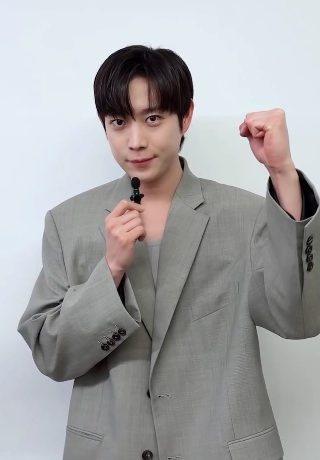 Recent activity shot of Kim Youngdae