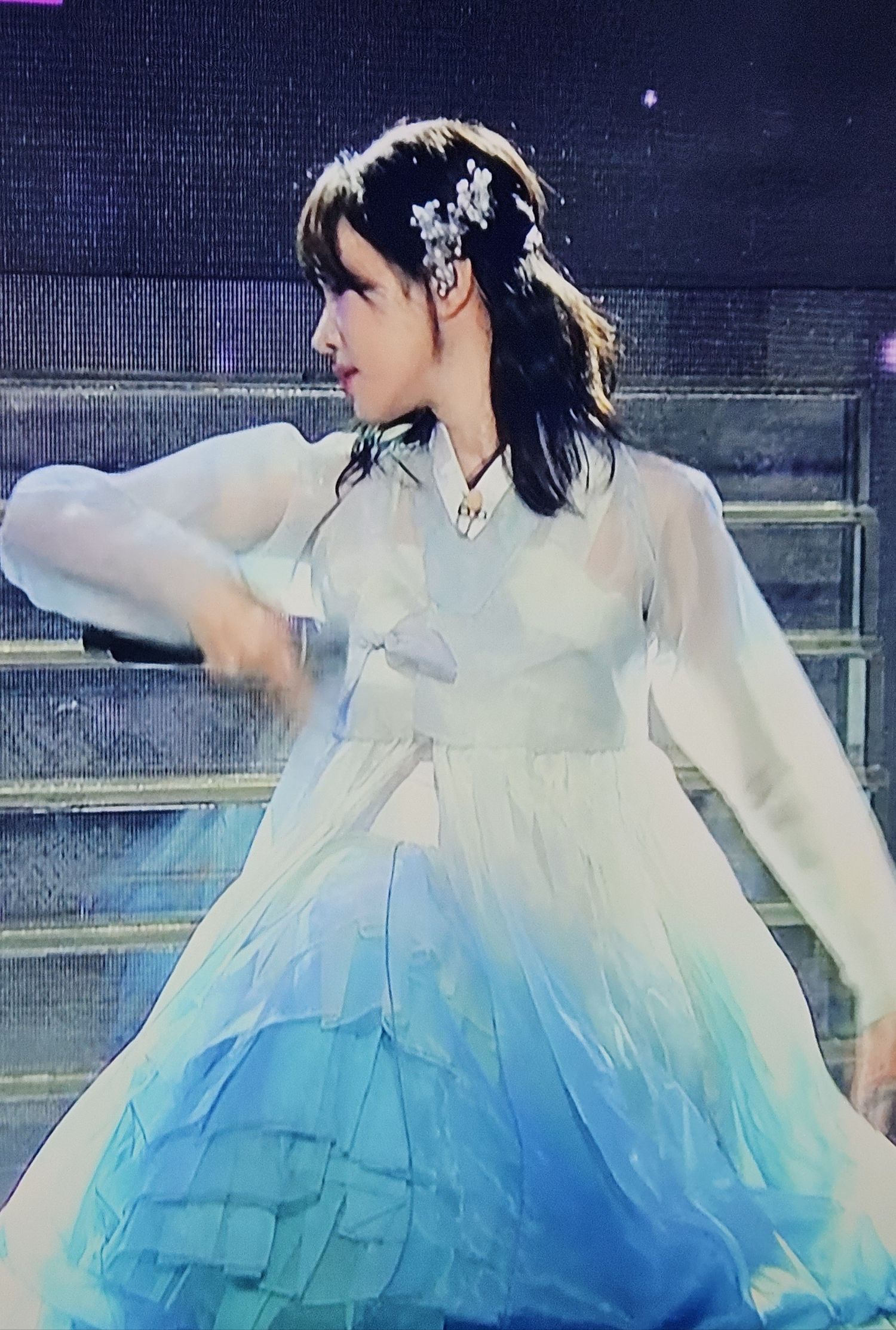A moment captured by a fan of Yeon Yuri